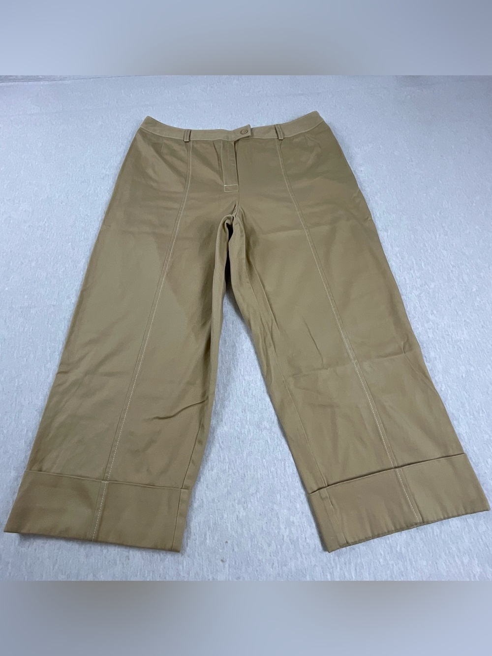 Harve Bernard By Bernard Holtzman WideLeg Capri Pants Women’s 14 high Rise Khaki